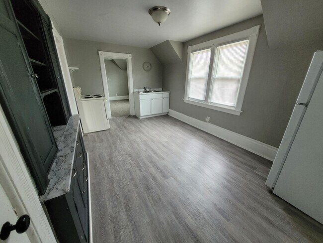 Foto del edificio - 4168A N 92nd St