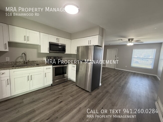 Foto del edificio - 518 Briarwood Rd