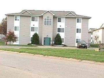 Primary Photo - Meadowlark Apartments