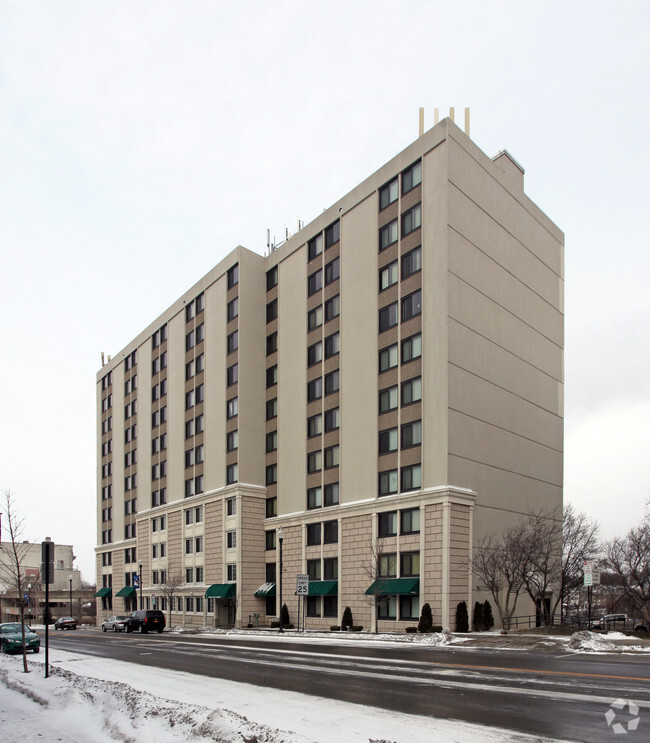 Building Photo - Urban Park Towers