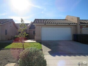 Picture of New Best Luxury Sunset Mountain Villas Apartments for Rent - Yuma, AZ ...