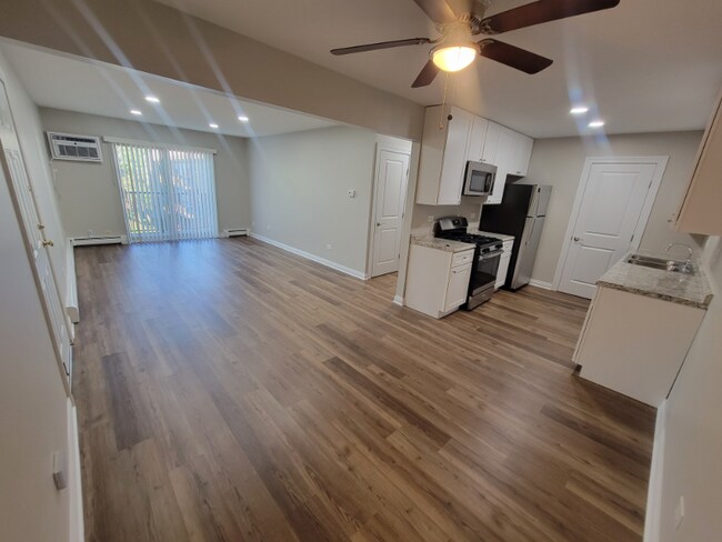 Photo - 428 E Bailey Rd Apartment