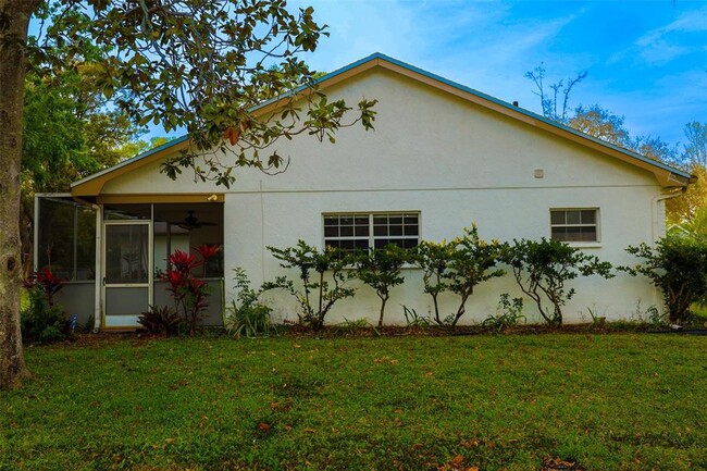 Foto del edificio - 13409 Rayburn Rd