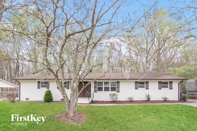 Building Photo - 2408 Gemway Dr