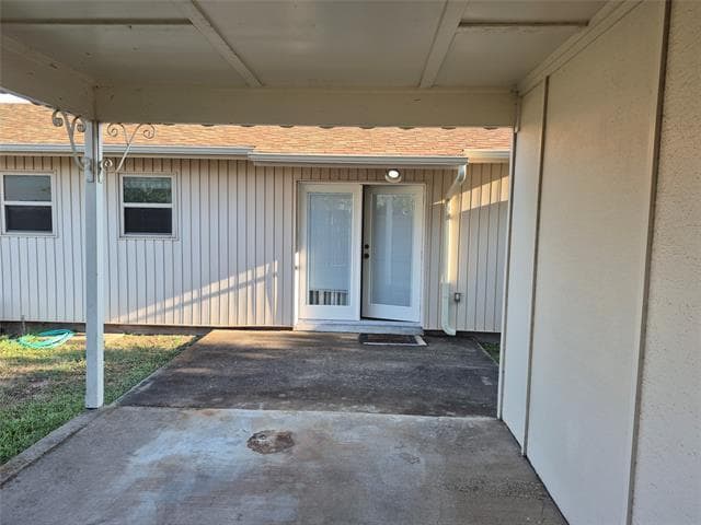 Building Photo - 921 Meadow Mead Dr