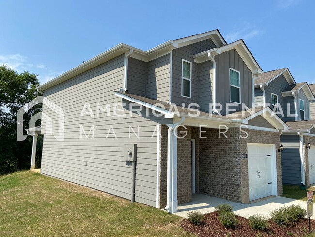 Foto del edificio - Home for rent in Pell City on Lake Logan M...