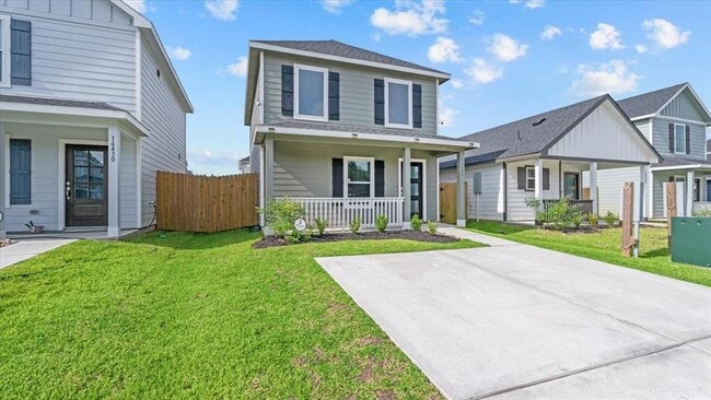 Building Photo - 16426 Valerie Marie Pl