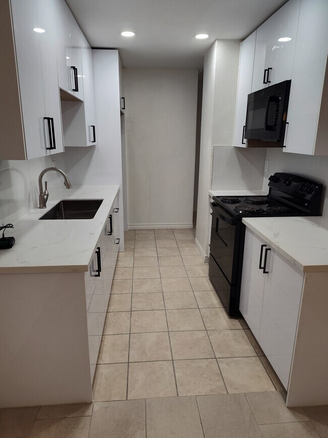 Foto del edificio - 13343 Rancho Penasquitos Blvd