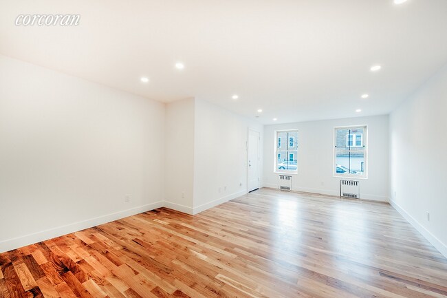 Building Photo - 1515 11th Ave