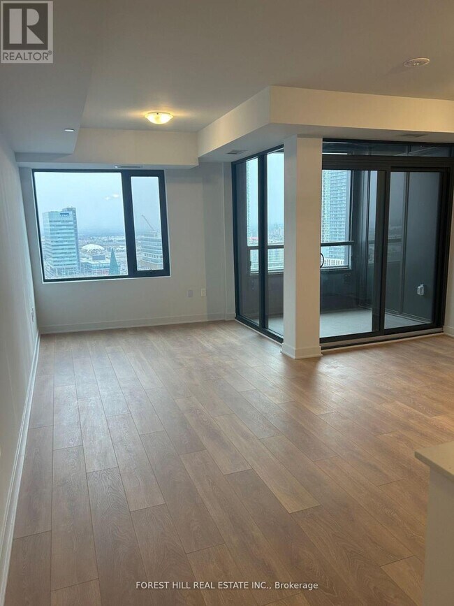 Building Photo - 2920 Hwy 7