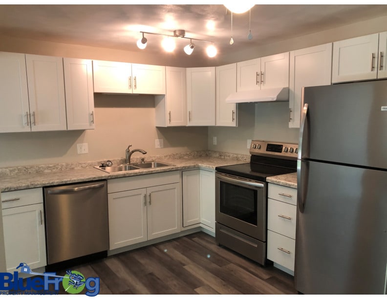 Primary Photo - 1818 W Pershing St