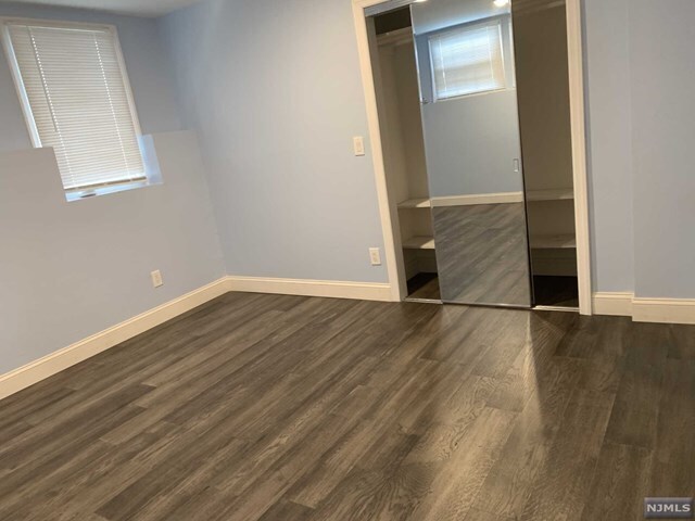 Building Photo - 60 Garibaldi Avenue, Unit 1