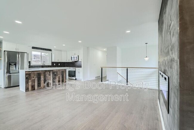 Building Photo - 8827 18th Ave SW