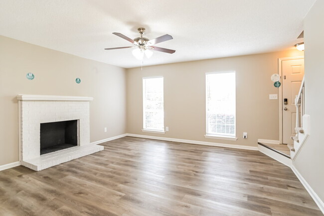 Building Photo - 7405 Ginger Spice Ln