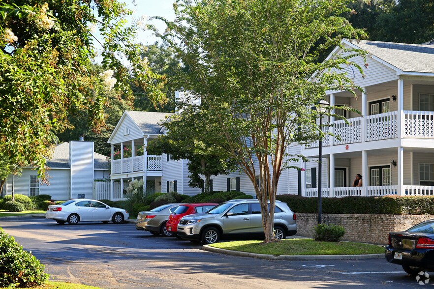 Arbor Station Apartments Rentals Tallahassee, FL