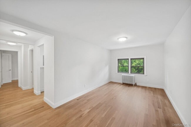 Building Photo - 18 Palmer Ave