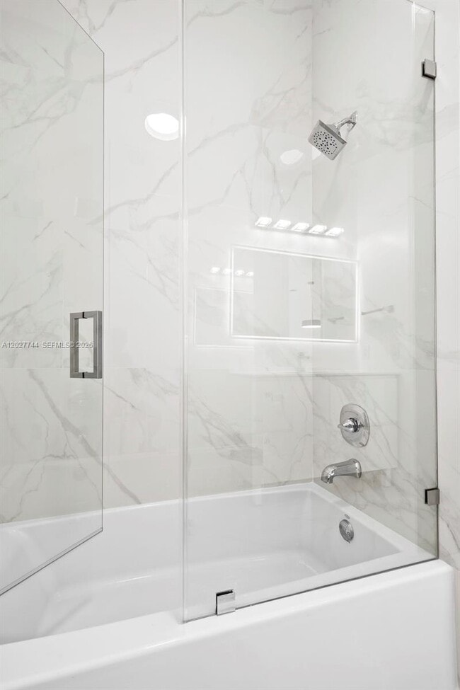 Foto del edificio - 4404 SW 160th Ave