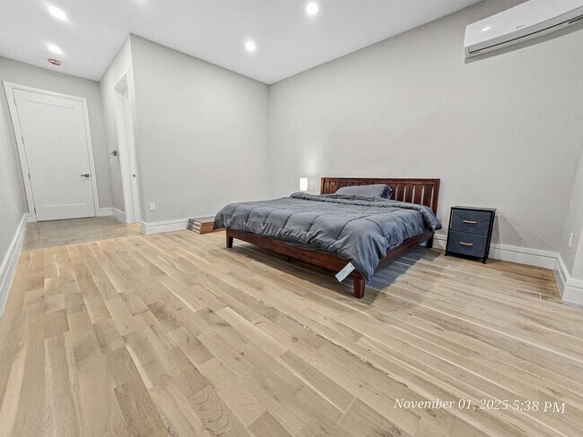 Foto del edificio - 1522 W Fulton Rd