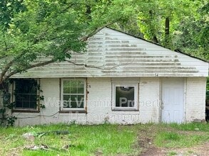 Building Photo - 114 Mason St