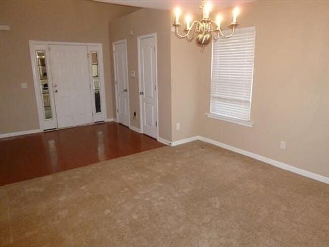 Foto del edificio - Gorgeous home in the Windhaven Shores Subd...