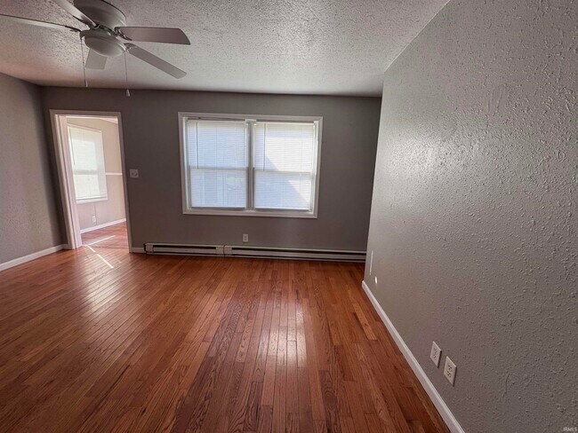 Foto del edificio - 2112 W 11th St