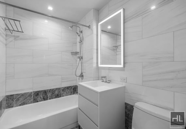 Foto del edificio - Luxury 1BD/1BA $4700 3 Minutes to Central ...