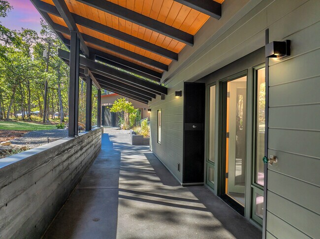 Foto del edificio - 6805 Highway 30W