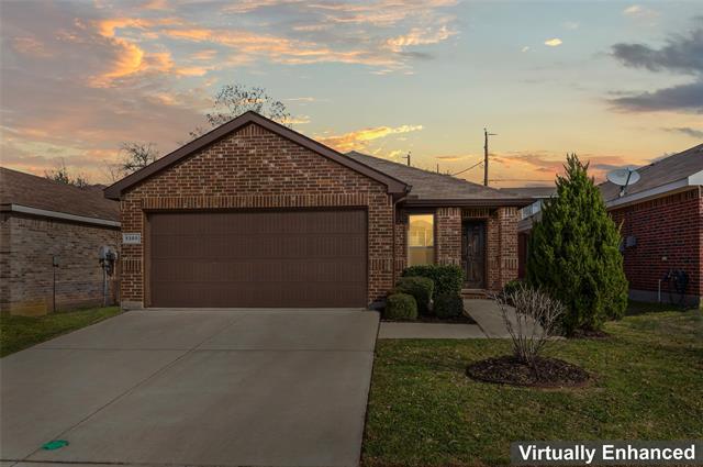 Building Photo - 1305 Briarwood Dr