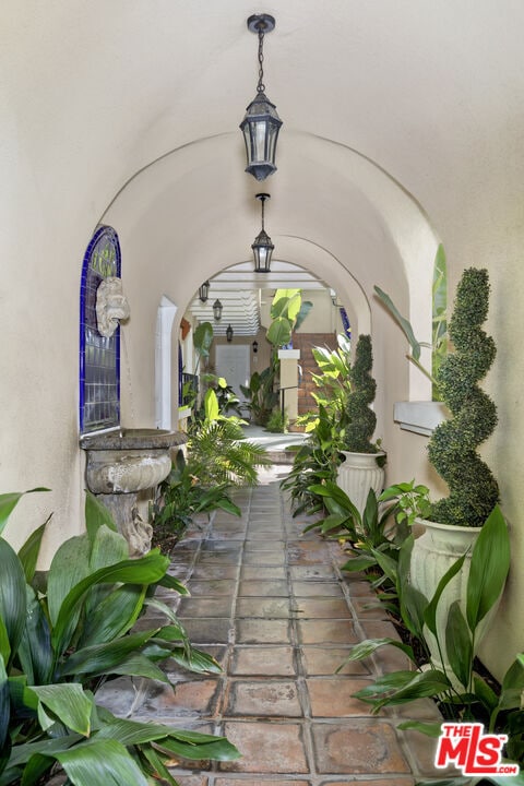 Foto del edificio - 910 N Alfred St