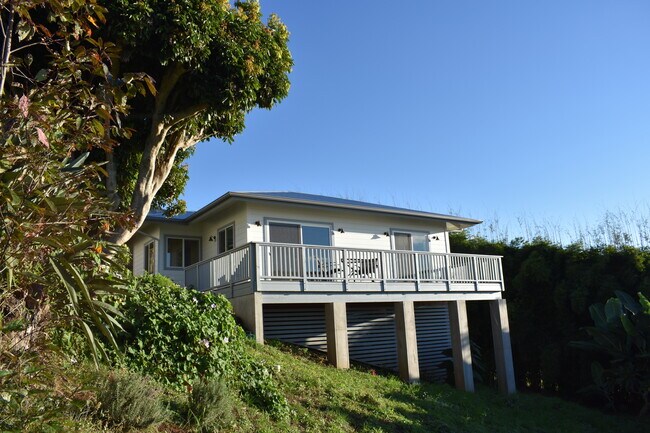 Foto del edificio - 63 Middle Rd