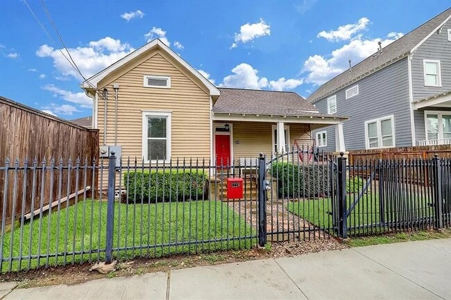 Building Photo - 1220 Wagner St