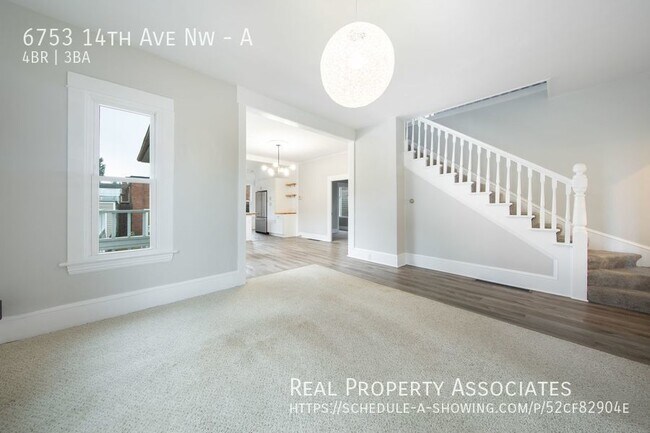 Foto del edificio - Ballard Four Bedroom