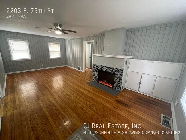 Foto del edificio - 2203 E 75th St