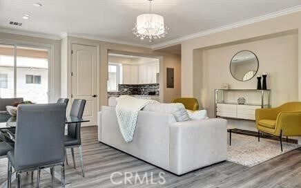 Foto del edificio - 328 E Live Oak St