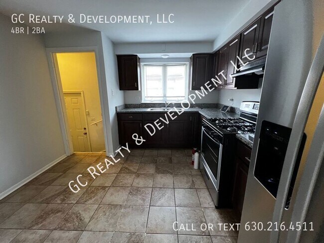 Foto del edificio - ***AVAILABLE IMMEDIATELY! DOLTON SFH / 4 B...