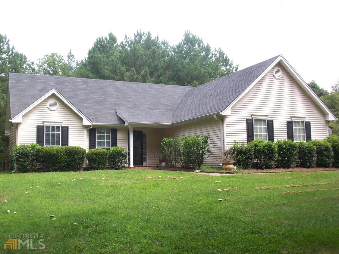 236 Major Rd, Sharpsburg, GA 30277 House Rental in Sharpsburg, GA