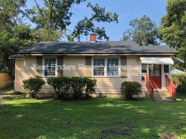 Foto principal - 1310 Menna St