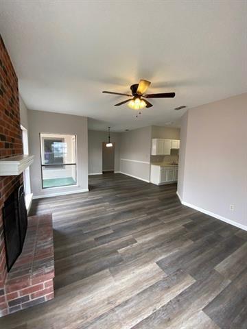 Building Photo - 805 Melville Dr