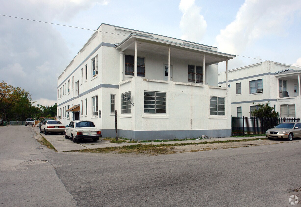 Building Photo - 36 NE 65th St