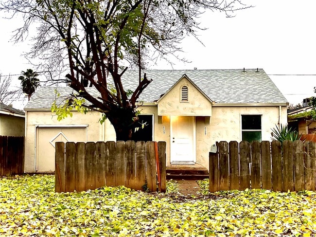 Building Photo - 2127 B Street