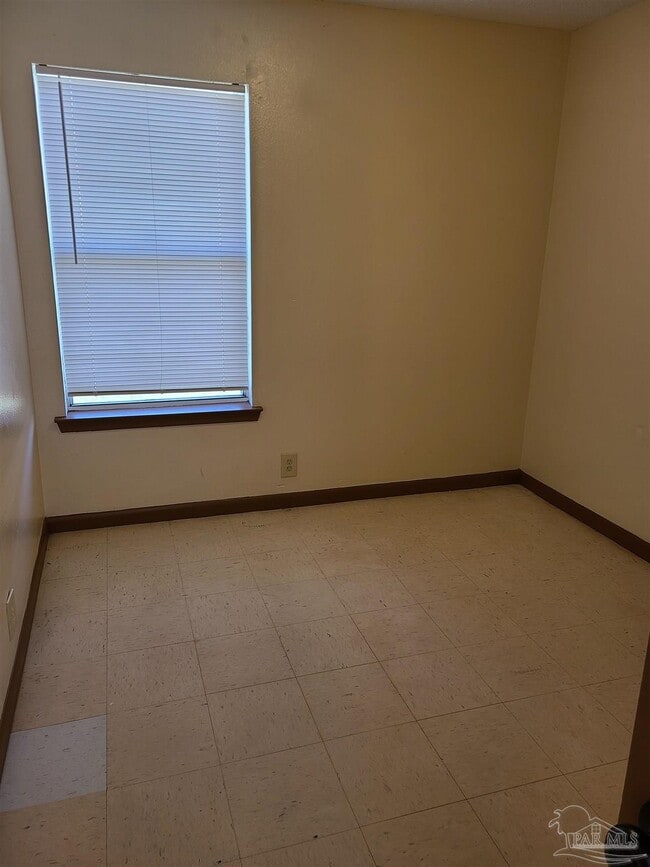 Foto del edificio - 1804 W Belmont St
