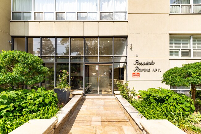Photo du bâtiment - Rosedale Ravine Apartments