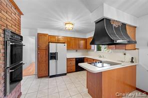 Building Photo - 16 Fernglade Ct