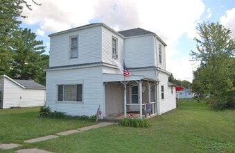 Building Photo - 425 S Glick St