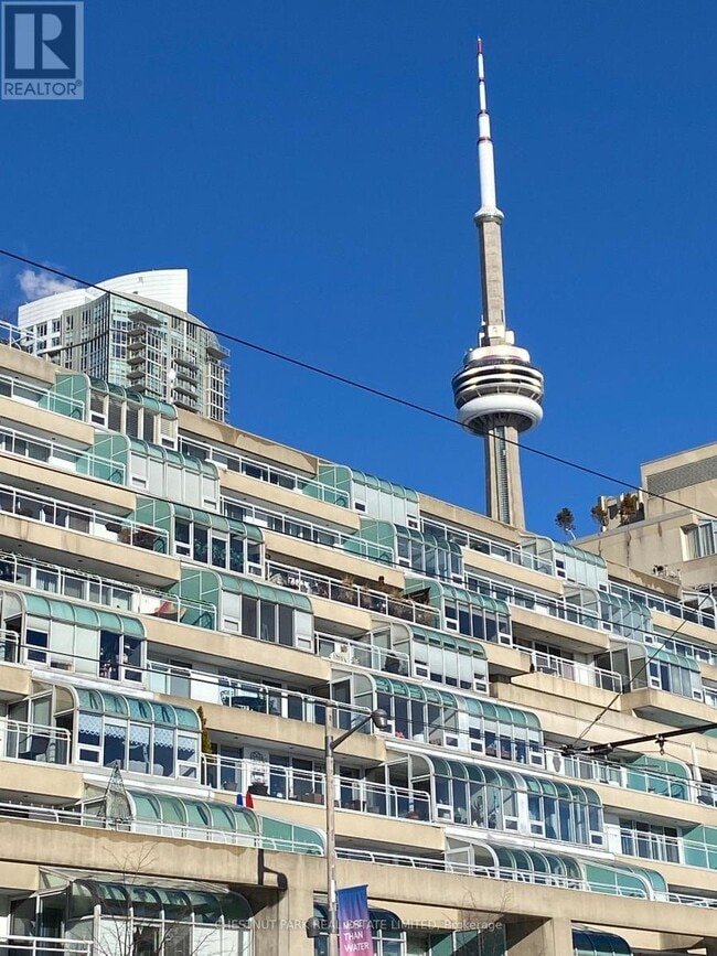 Building Photo - 480 Queens Quay W