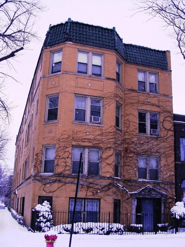 Foto del edificio - 4948 W Gladys Ave