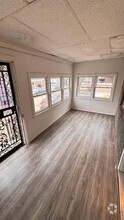 Building Photo - 1108 White St