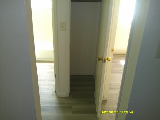 Foto del edificio - Driftwood Apartments