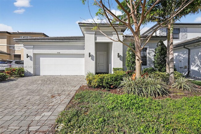 Building Photo - 4398 SW 173rd Ave