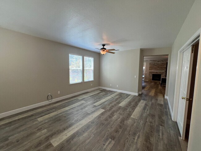 Building Photo - 4-bedroom single story in Sylvan School Di...